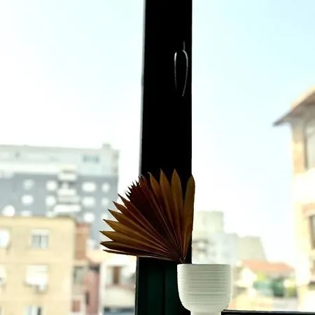 New, Modern & In New Bazaar Apartment
